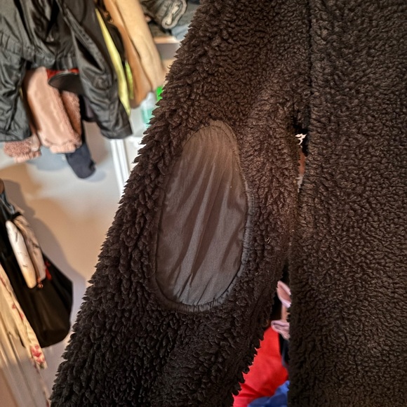 XXS Like New Aritzia TNA Kangaroo Pouch Sweater - Picture 6 of 8